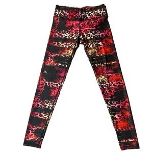 Noli Cropped Yoga Leggings Size M